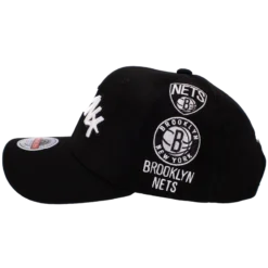Mitchell & Ness - Brooklyn Nets logo blast - Svart Keps